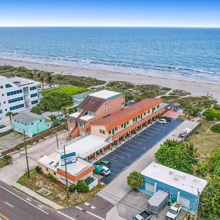 Anthony'S On The Beach Cocoa Beach Exteriör bild